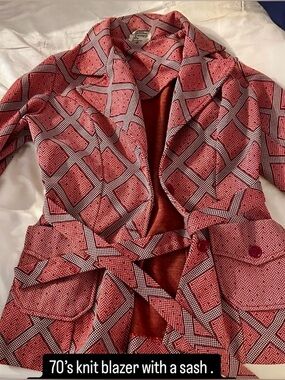 Vintage, 70s Knit Blazer in Red Geo Print with Sash